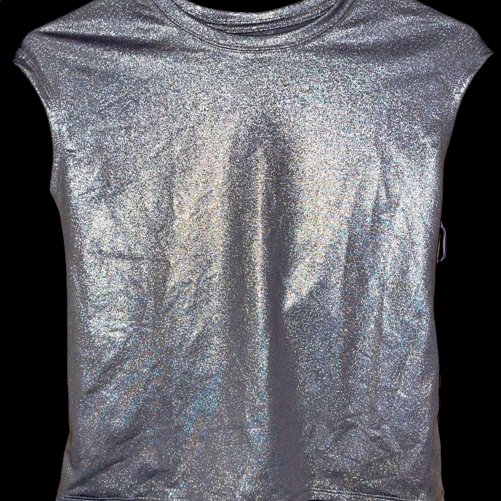 More than magic shirt, size m 7/8